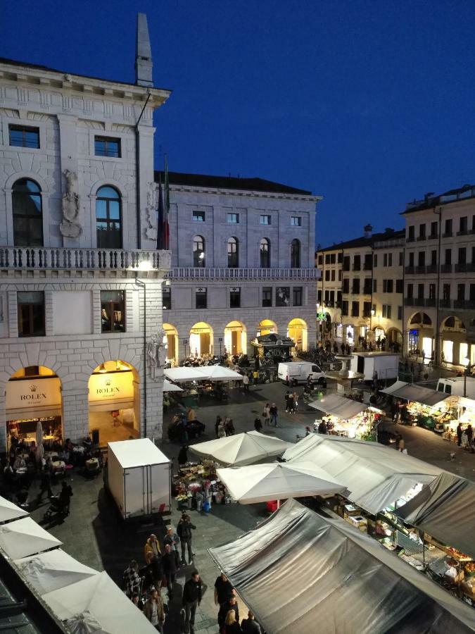 דירות פאדובה Officine Cavour Piazza Cavour מראה חיצוני תמונה